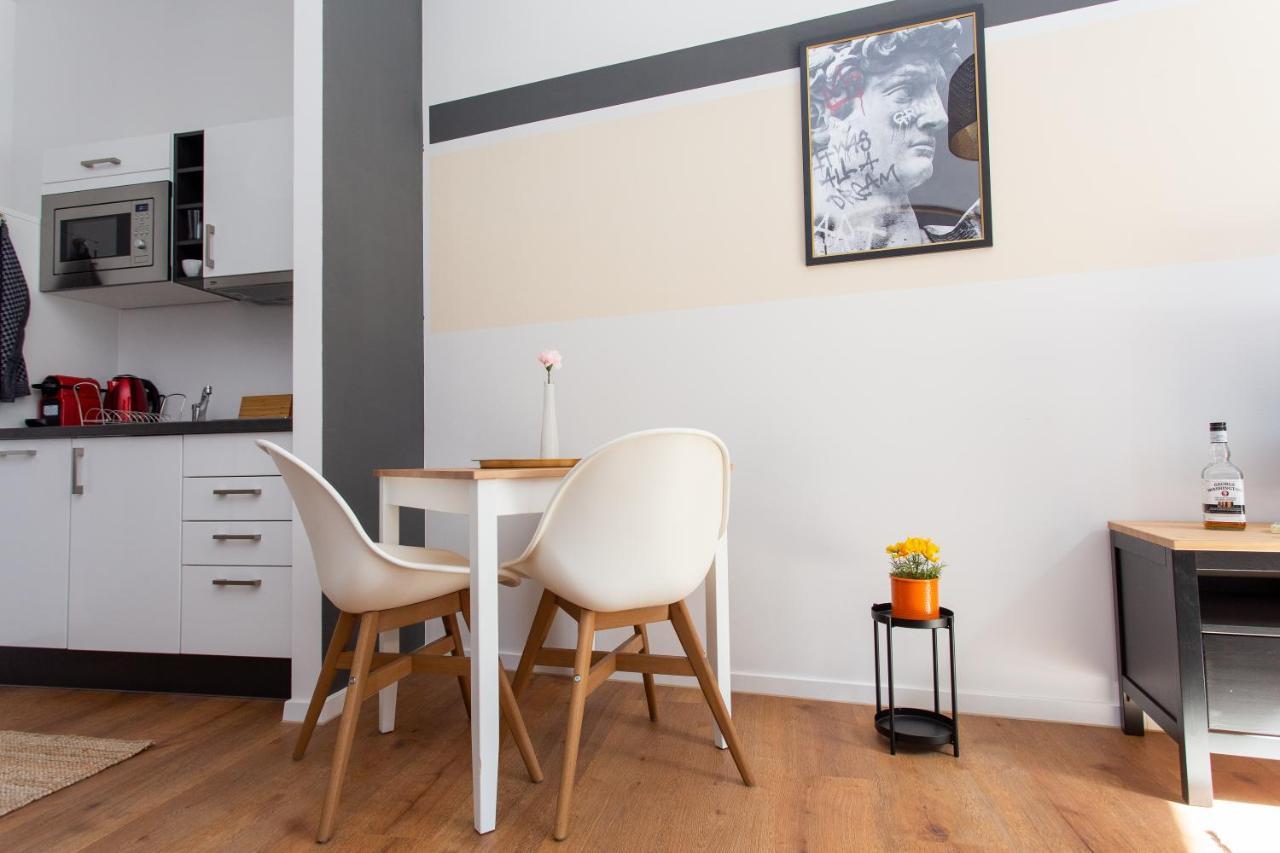 Fullhouse - Halle - M14 Apartments - Marketplace - Wonderful View Exterior foto